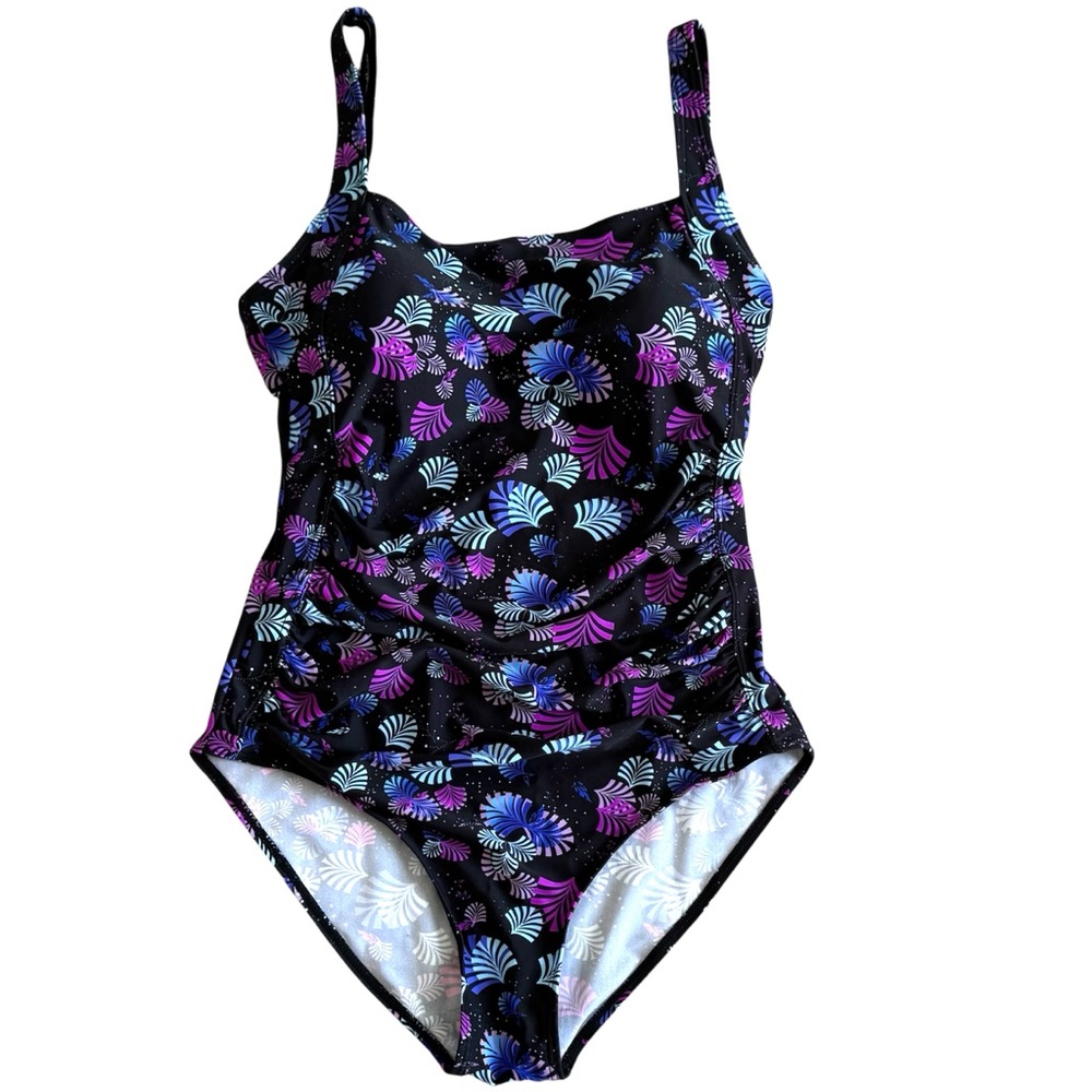 Like New! Women’s One Piece Padded Push-up Swimsuit. Plus Size - Tummy Control.